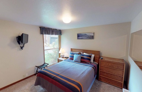 Overlook Park Condo | 2 Mountain View Lodge | 2 BR / 2 BA, Sleeps 6