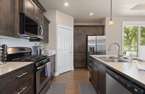 Meridian House | 2-Patio Getaway in Meridian, Steps from Park