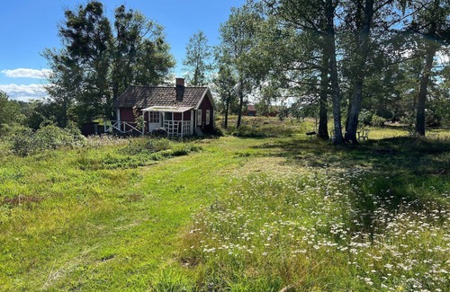 Kungsberga House | 2 person holiday home in FäRENTUNA