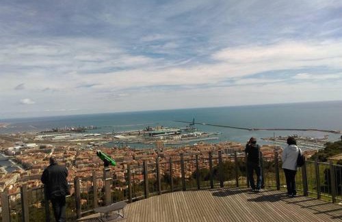 Sete Apartment | 2 pièces cabine, WIFI, terrasse 6m², dernier étage à Sète - FR-1-472A-230