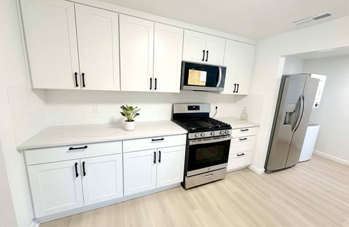 Hillsboro Other | 2 Private Acres - Single Level - 5 Bed Rooms 4 Bath - Surrounded by new Homes