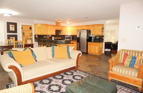 Spring Valley House | 2 Private Homes 10BDRM Pool Spa Games 10min Strip!
