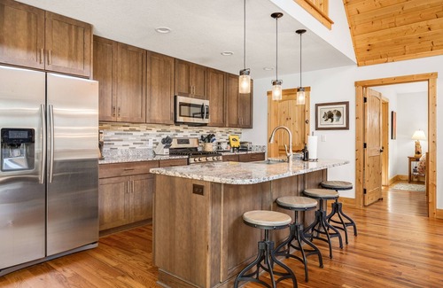 Hendersonville House | 2 Private Homes w/Pond, Views & Fire Pit + Biltmore Pass | Pet-Friendly