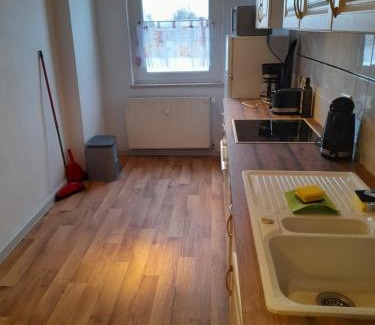 Marienthal Ost Apartment | 2 Raum Wohnung im DG