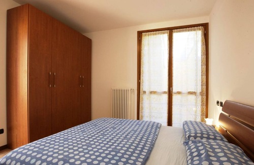 Tronzano Lago Maggiore Apartment | 2-room apartment with large balcony and panoramic view of the lake
