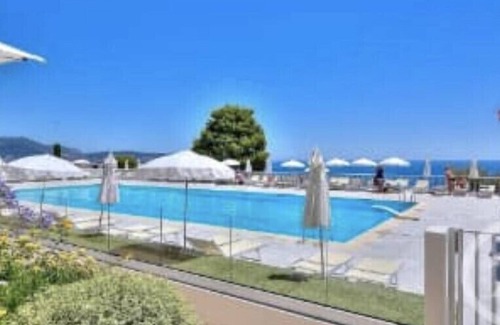 Fabron Apartment | 2-room apartment in luxury residence