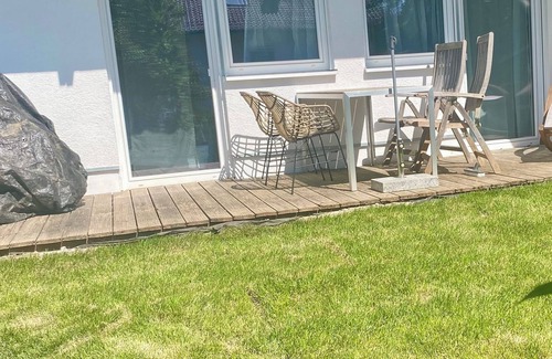 Worthsee Apartment | 2 room apartment with terrace within walking distance to S-Bahn to Munich and lake