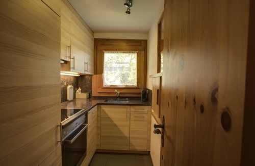Silvaplana Apartment | 2-room flat with lake view on the 2nd floor