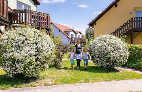 Muritz Apartment | 2-room vacation apartment, 6 persons, balcony, upper floor (3) - Müritzparadies - Feriendorf