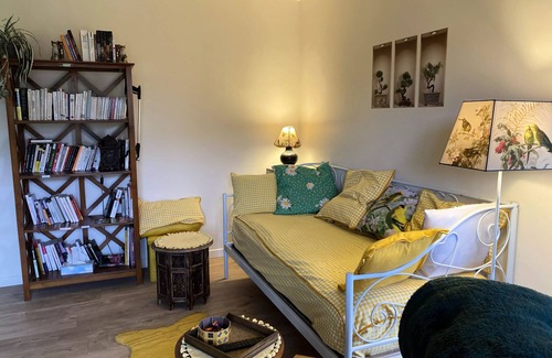 Aix-les-Bains Apartment | 2 rooms - 2 in Aix Les Bains 62 - 2 Rooms for 2 People