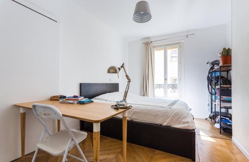 Quartier de la Plaine-de-Monceaux Apartment | 2 rooms apartment - Parc Monceau