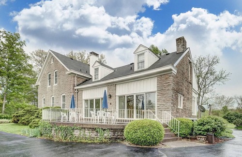 Kenton House | 2 Spacious Homes totaling 8-bedrooms with in-ground POOL and Hot Tubs