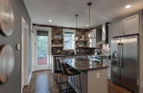 Melrose House | 2 Spacious Townhomes-Just Steps from Brunch Bliss