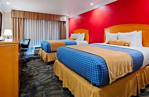 Placentia Hotel | 2-Star Hotel ∙ Best Western Plus - Anaheim Orange County Hotel