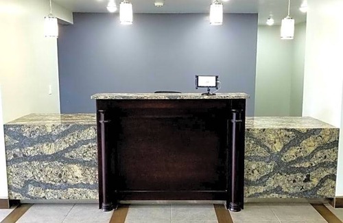 Calcium Hotel | 2-Star Hotel ∙ Quality Inn & Suites Watertown Fort Drum
