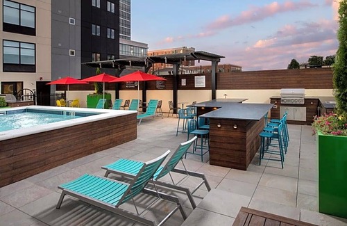 Sobro Hotel | 2-Star Hotel ∙ Tru By Hilton Nashville Downtown Convention Center