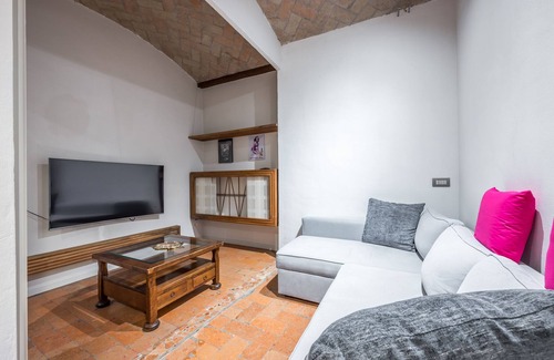 Old Town Apartment | [2 steps from Piazza Grande]