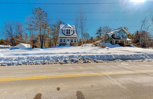 Cranmore Birches House | 2-story dog-friendly home in downtown with grill, mtn views, streaming, & porch