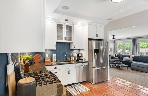 Eastport House | 2-story downtown home with enclosed yard, deck, firepit, gas grill & fireplace