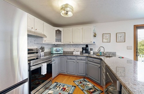 Owls Head House | 2-story home near the water with deck, jetted tub, grill, streaming, & fast WiFi
