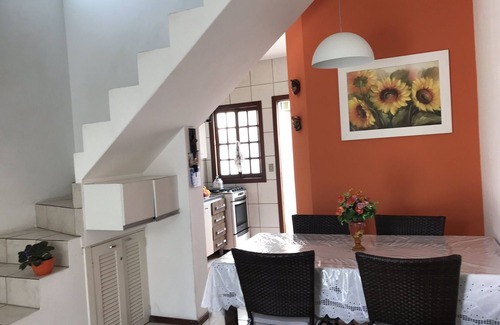 Armacao House | 2-story house 50 meters from Armação- Floripa beach