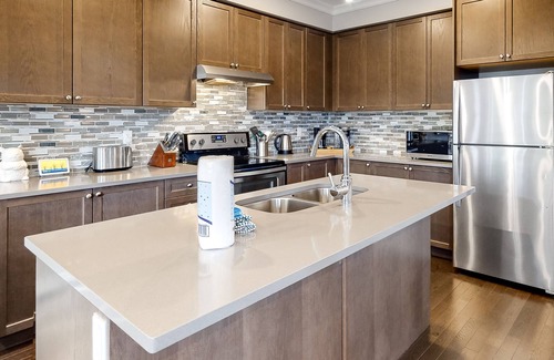 The Blue Mountains House | 2-Story Ski View Condo with Patio, Gas Grill, Gas Fireplace, Shared Pool, & A/C