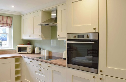 Barningham Cottage | 2 The Reading Room Cottages - UK31801