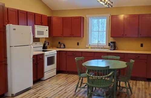 Pine City House | 2 Tiny cabins on the River for the whole family
