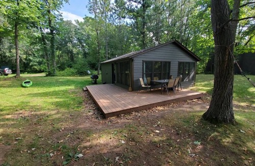 Pine City House | 2 Tiny cabins on the River for the whole family