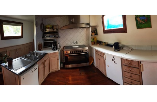 2nd Arrondissement Boat Rental | 2 to 4 berth rooms on Bateau Lyon-Centre