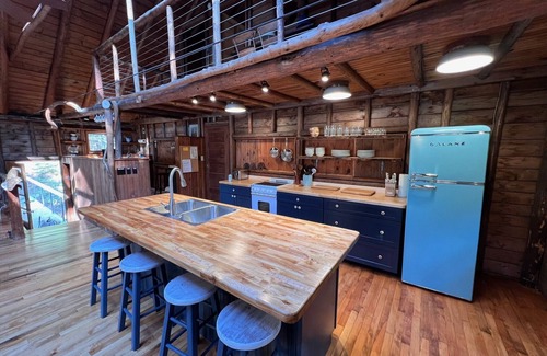 West Point Cottage | 2 updated cottages sleeping 8 on a quiet ocean cove in "off the grid" Phippsburg