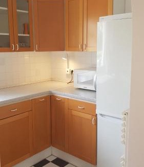 Rudow Apartment | 2 Zimmerwohnung am Flughafen Schönefeld