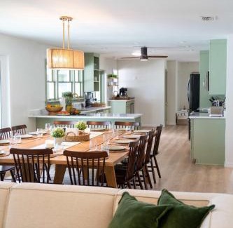 Anona House | 20 Guests Pool Luxe Gym Sauna Pickleball