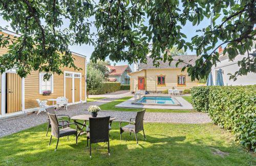 Soderkoping Bed & Breakfast | 20 m² Bed and breakfast ∙ 2 guests