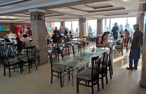 Nathia Gali Hotel | 20 m² Hotel ∙ 2 guests