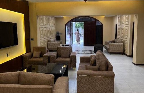 F-6 Sector Hotel | 20 m² Hotel ∙ 3 guests