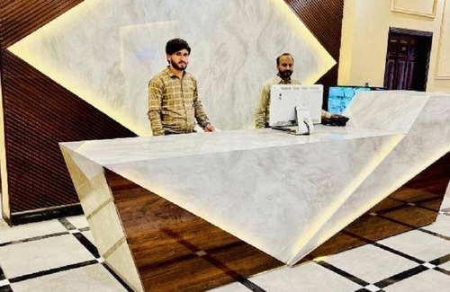 F-6 Sector Hotel | 20 m² Hotel ∙ 3 guests