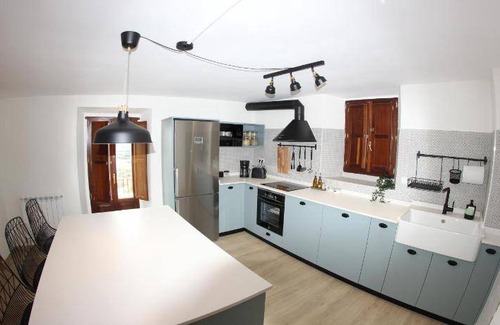 Aberin House | 20 m² House ∙ 5 bedrooms ∙ 12 guests