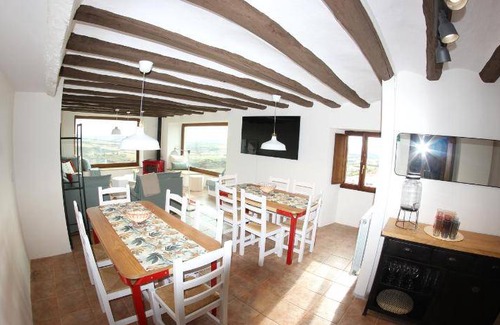 Aberin House | 20 m² House ∙ 5 bedrooms ∙ 12 guests