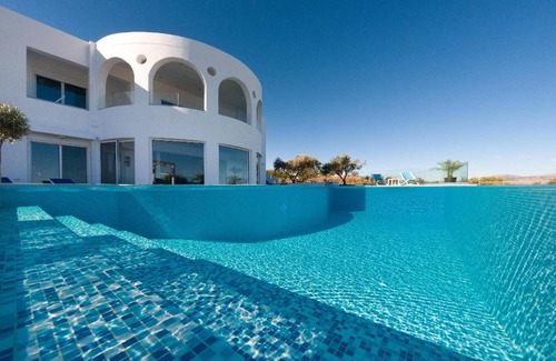 Kalathos House | 20 m² House ∙ 9 bedrooms ∙ 19 guests