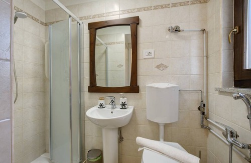 Pont-Saint-Martin Resort | 20 m² Private room ∙ 1 bedroom ∙ 3 guests