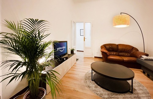 Segnano Apartment | [20 min Duomo] Design Apartment Free Wifi/Netflix