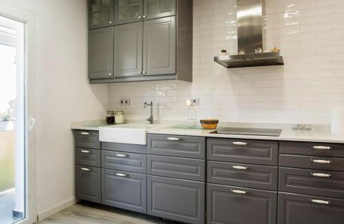 Cervello House | 20 min from BCN- Charming house w/pool & BBQ area