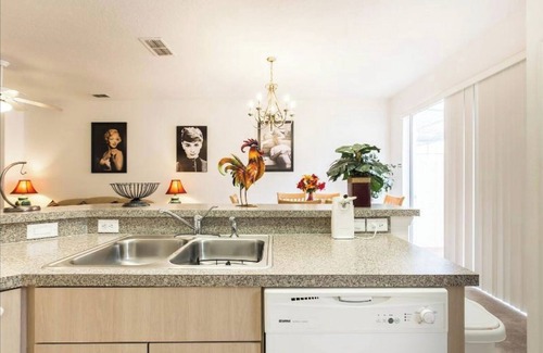 Kissimmee House | 💖20 mins 2 Disney; 400Mbps WiFi; 2 Masters✔️Gated