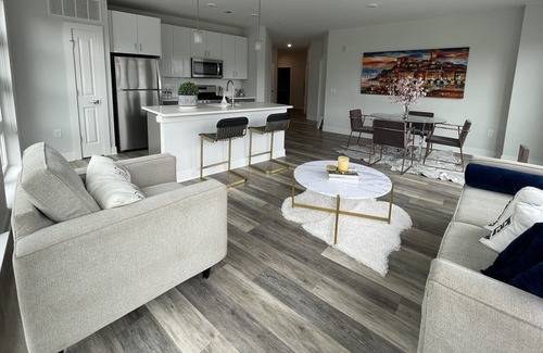 Fanwood Apartment | 20 minute from Newark Airport & 2 minutes to the Netherwood Station -