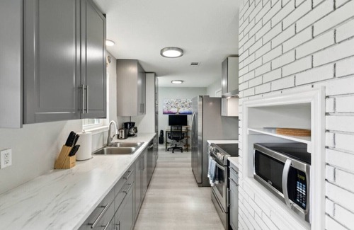 Richardson House | 20 Minutes from Downtown Dallas