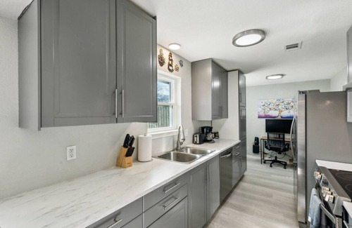Richardson House | 20 Minutes from Downtown Dallas