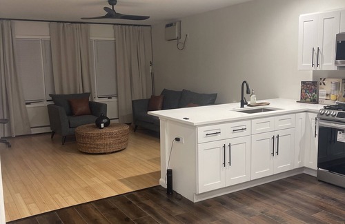 Passaic House | 20 minutes from NYC. Modern living!