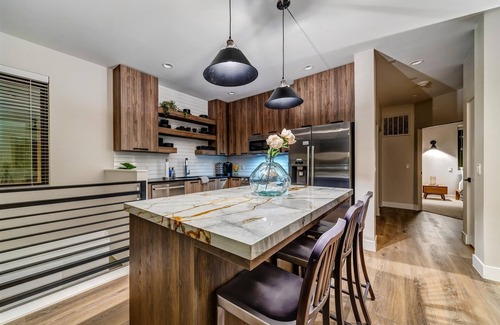 Zion National Park South Entrance Villa | 200 LaFave-Luxury Villa at Zion: Angels Landing