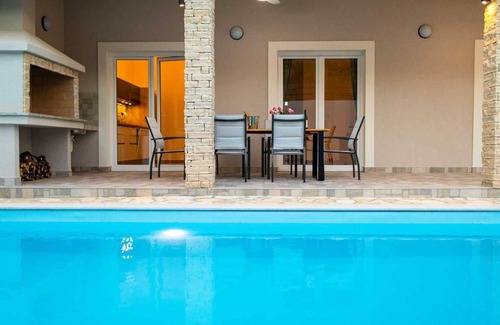 Vrh Apartment | 200 m² Apartment ∙ 3 bedrooms ∙ 6 guests